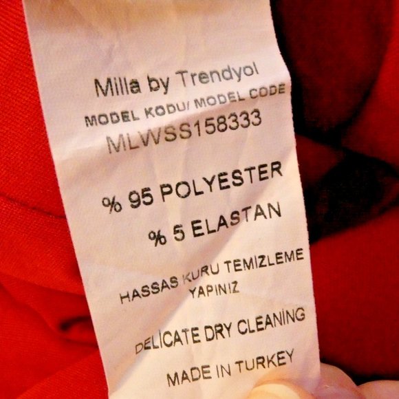 Milla Prom Dress Size 6 Red Gown Long Train Formal Sexy Pretty Woman Gorgeous - Picture 10 of 16